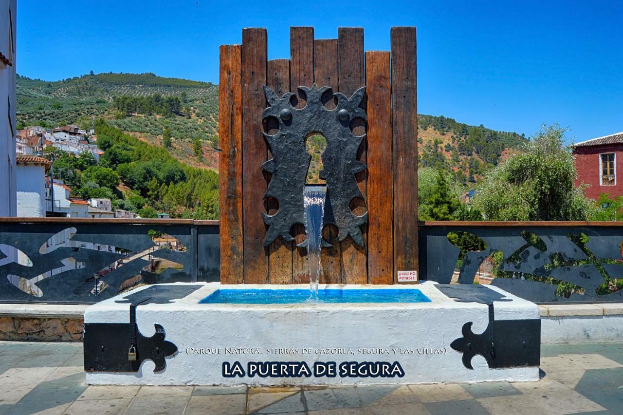 La Vieja Parra Guest House La Puerta de Segura ภายนอก รูปภาพ