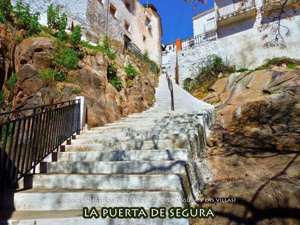La Vieja Parra Guest House La Puerta de Segura ภายนอก รูปภาพ
