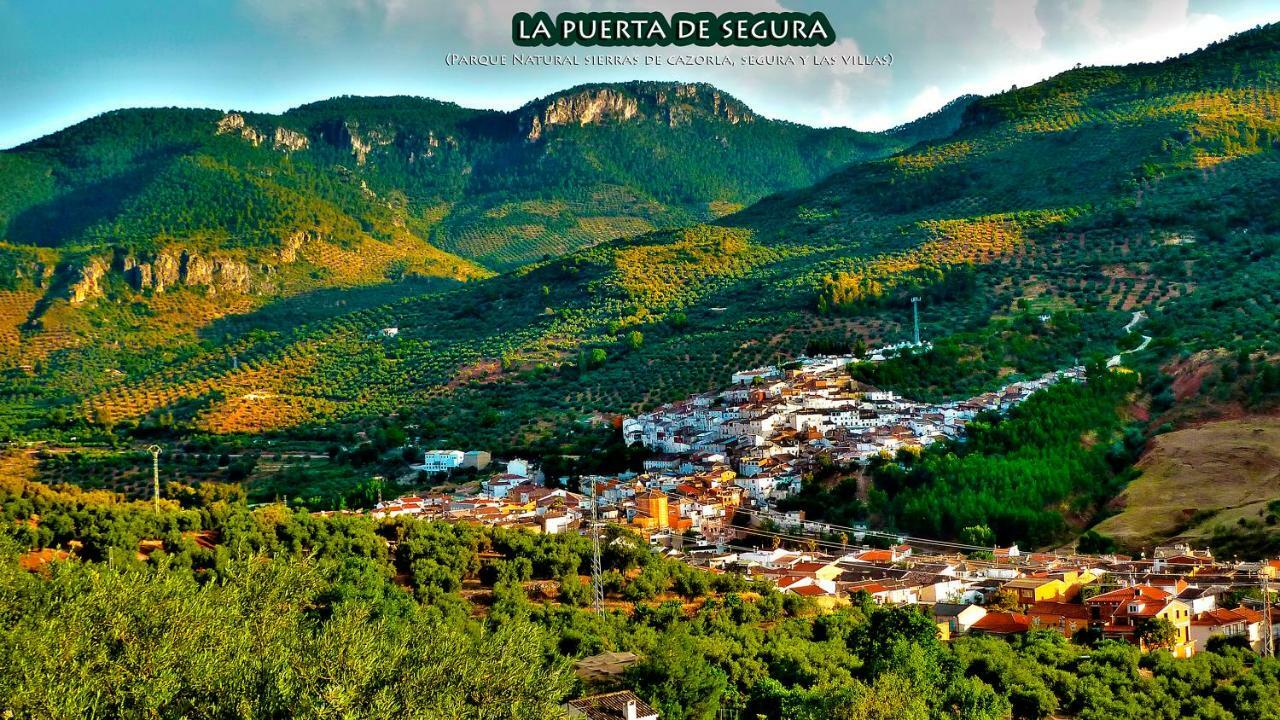 La Vieja Parra Guest House La Puerta de Segura ภายนอก รูปภาพ